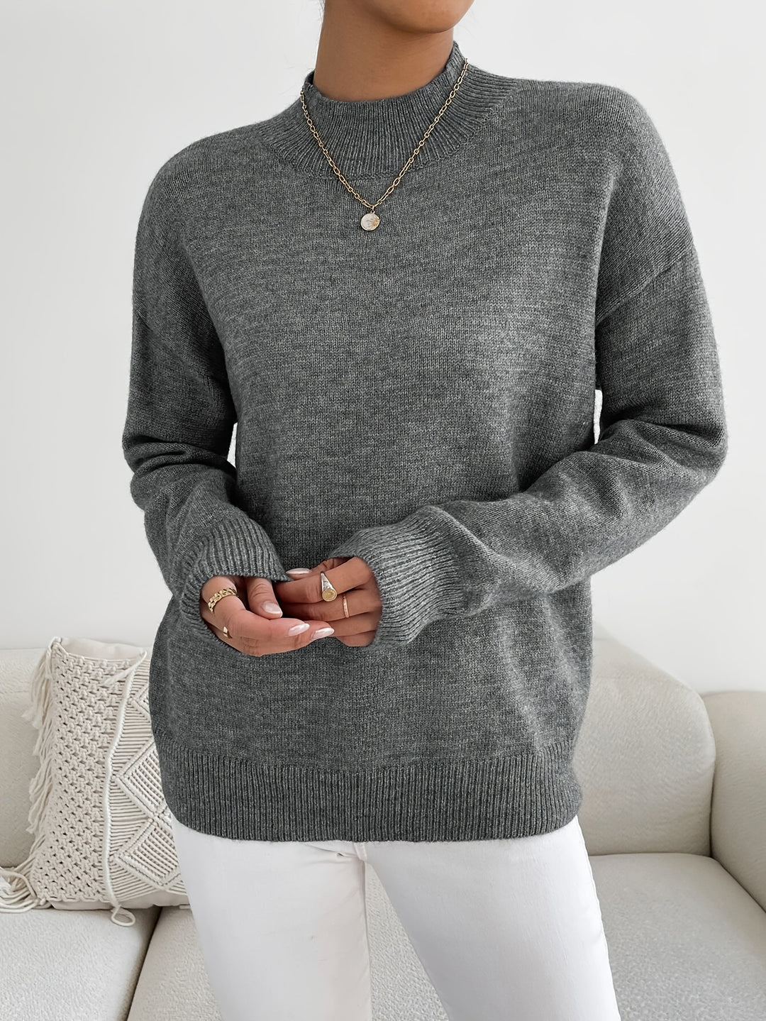 Britt | Elegante Trui met Opstaande Col