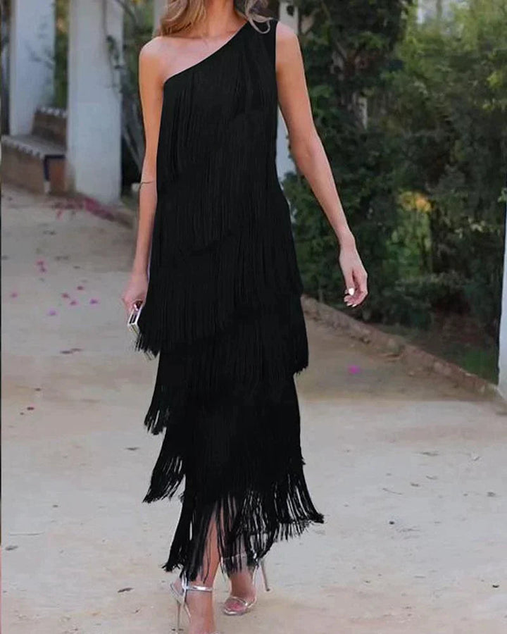 Marit | Elegante Franjejurk met Asymmetrische Schouder