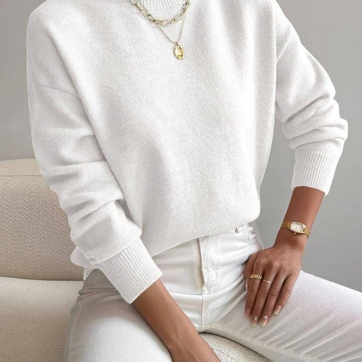Britt | Elegante Trui met Opstaande Col