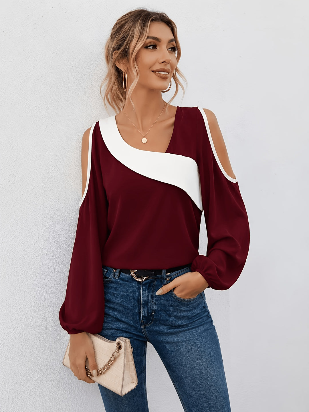 Nynke | Elegante Cold-Shoulder Top