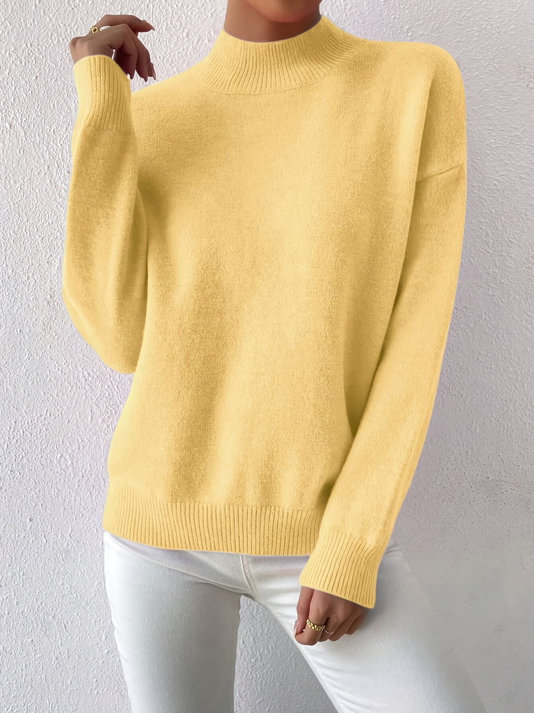 Britt | Elegante Trui met Opstaande Col