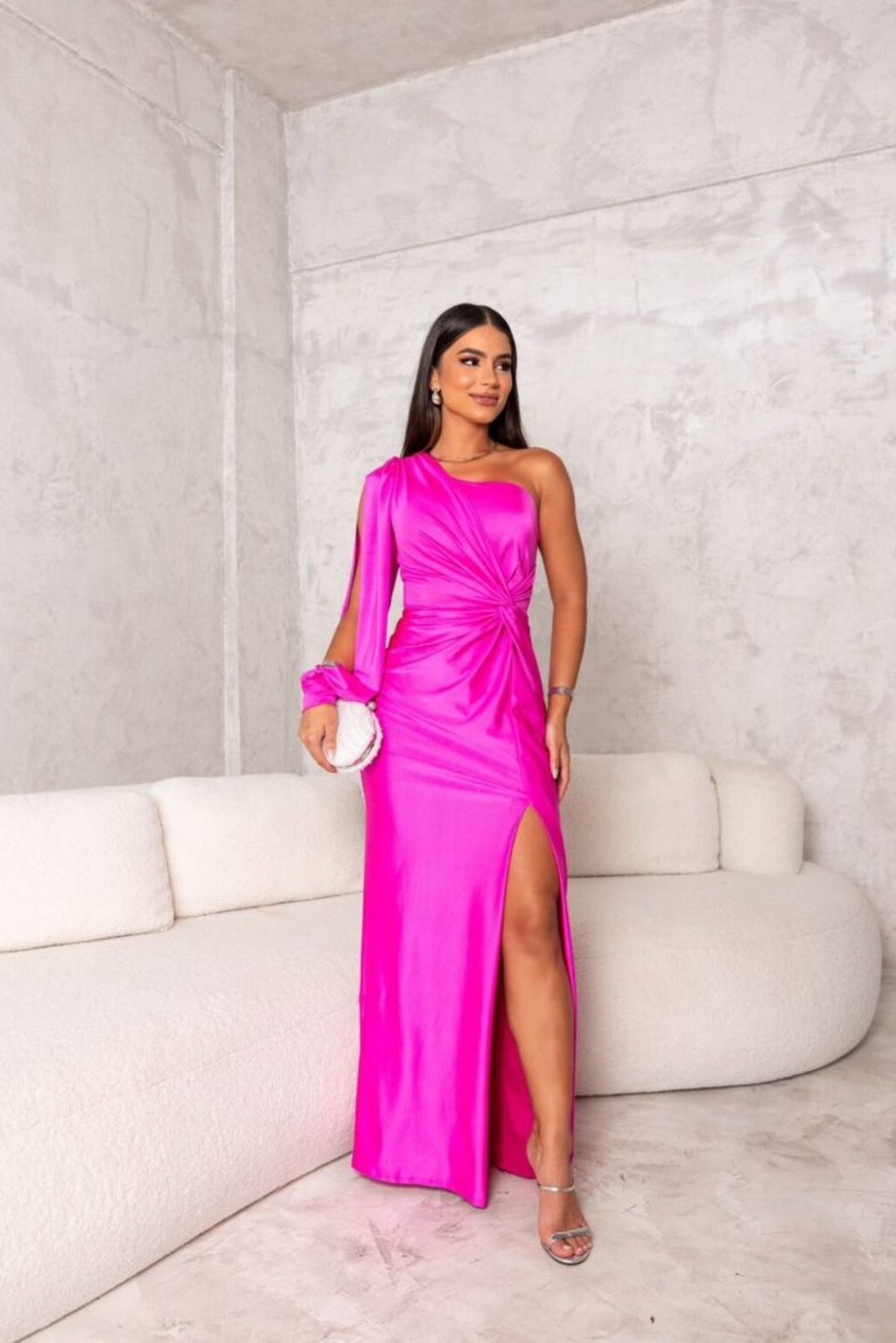 Daphne | Elegante avondjurk met één schouder en split