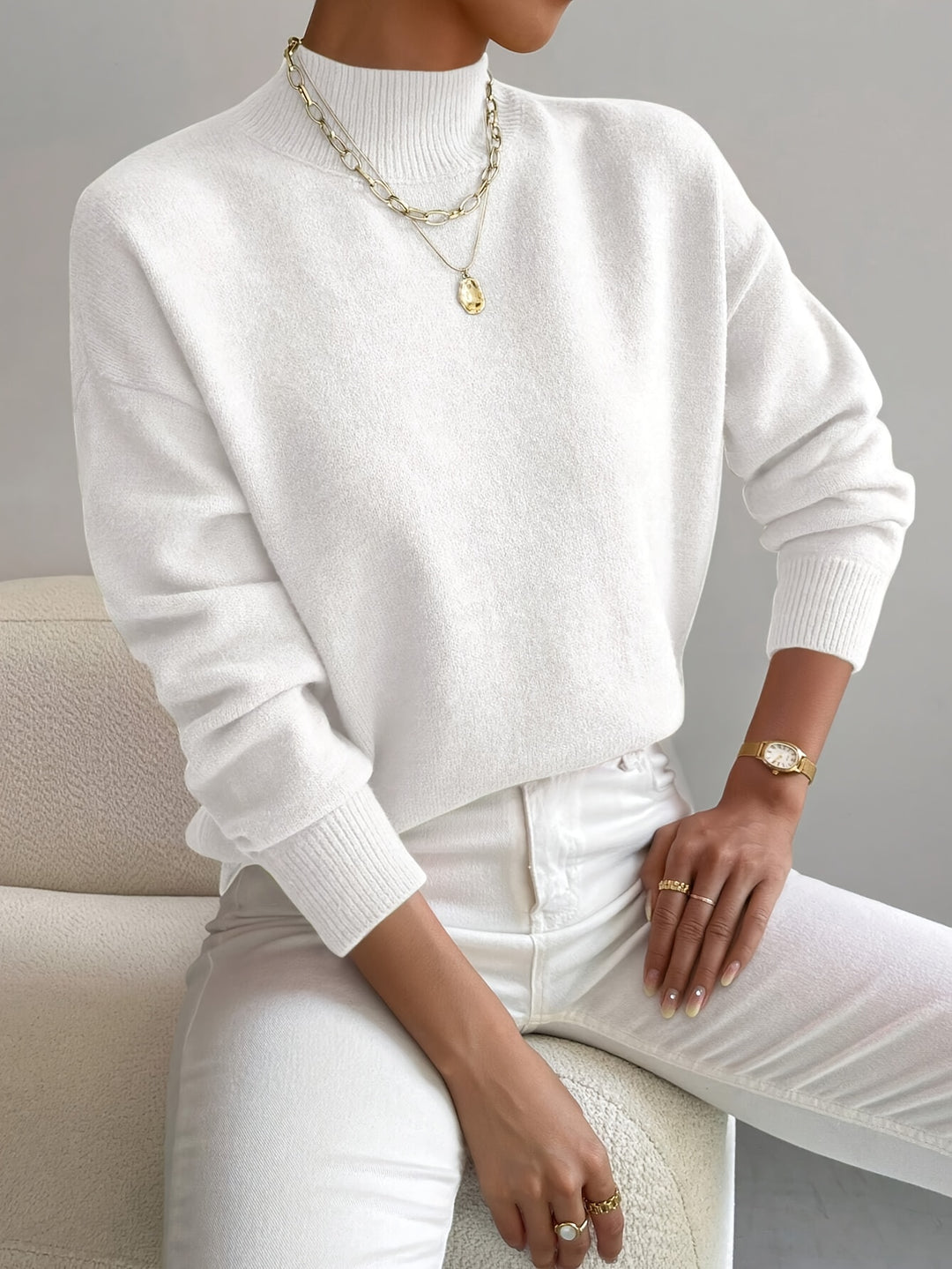 Britt | Elegante Trui met Opstaande Col