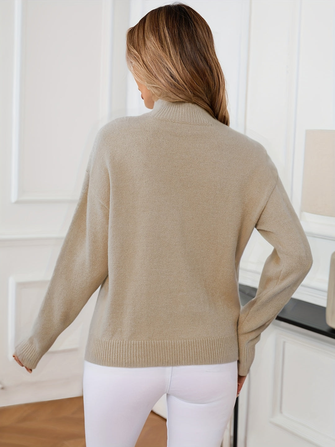 Britt | Elegante Trui met Opstaande Col