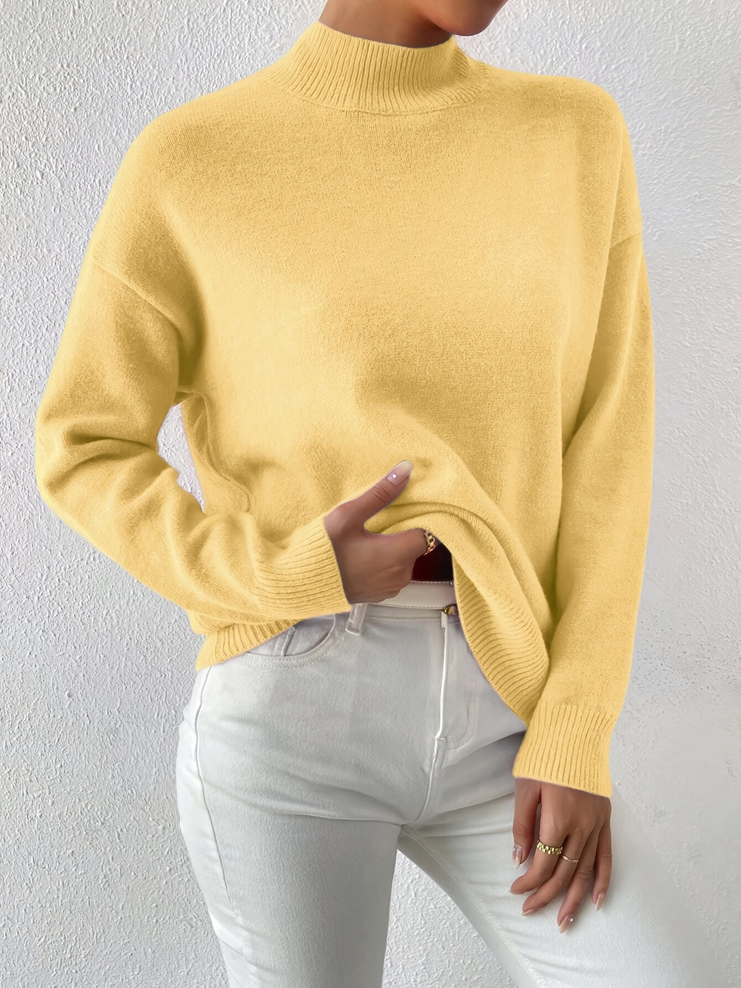 Britt | Elegante Trui met Opstaande Col