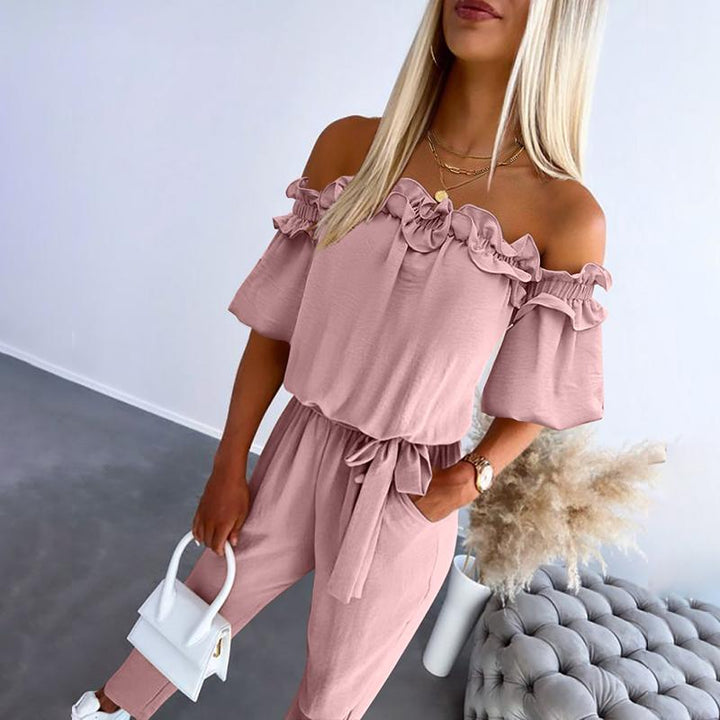 Esther | Elegante Off-Shoulder Jumpsuit met Striktaille