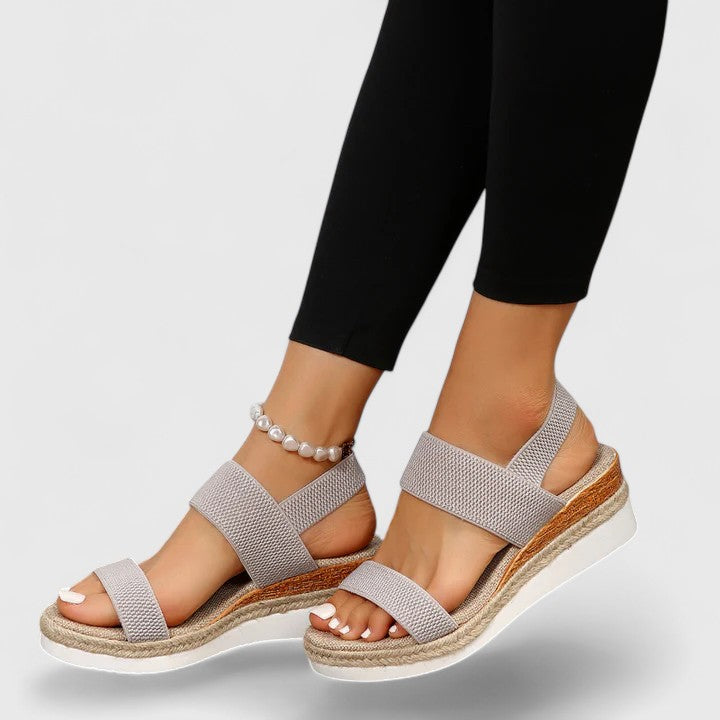 Petra | Comfortabele Sleehak Sandalen