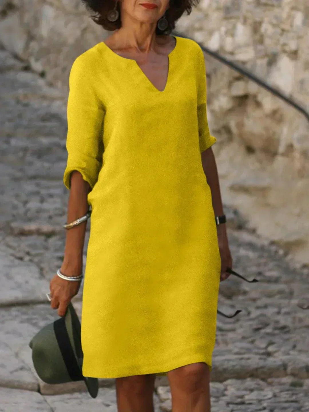 Monique | Elegante soepel vallende jurk met V-hals