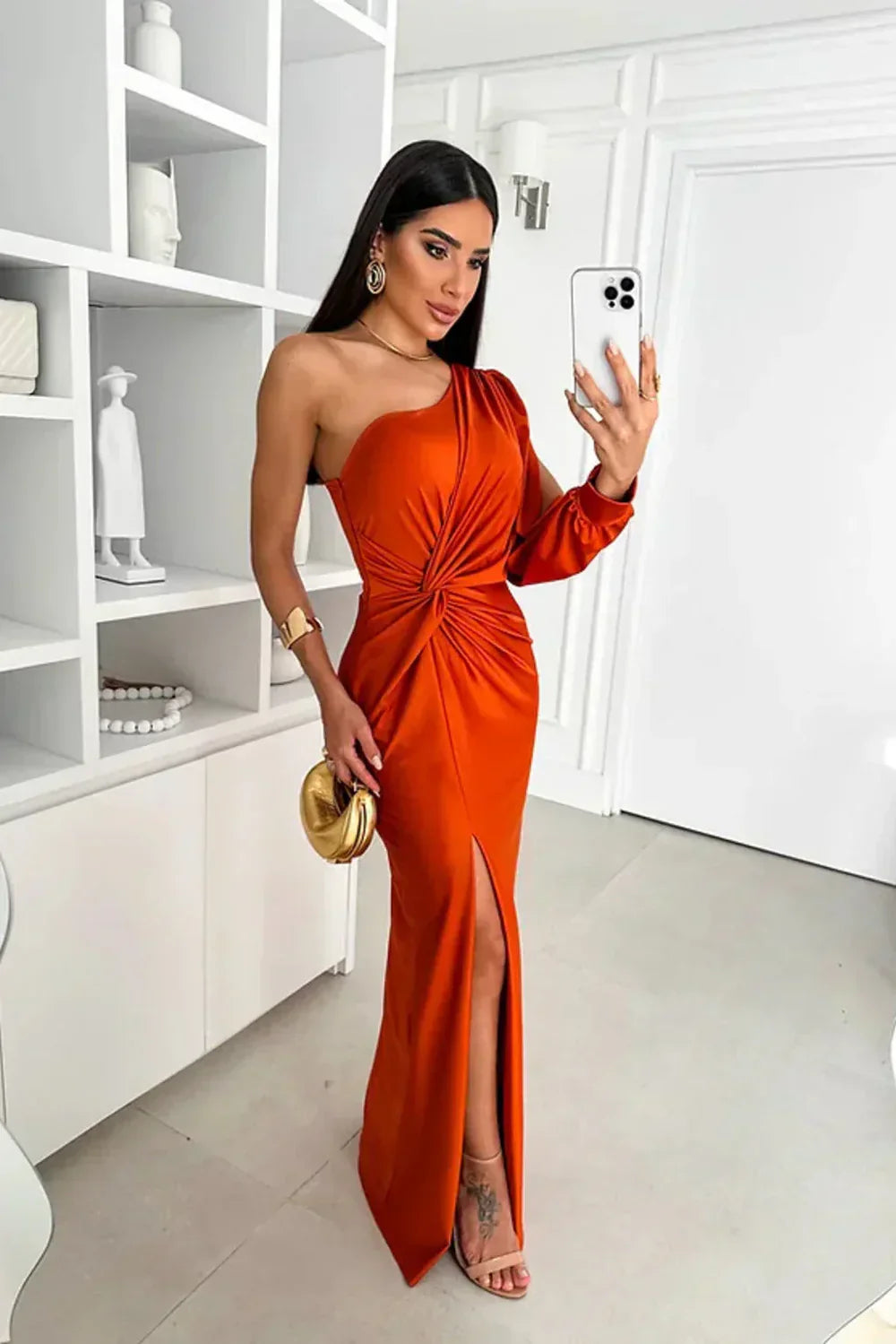 Daphne | Elegante avondjurk met één schouder en split